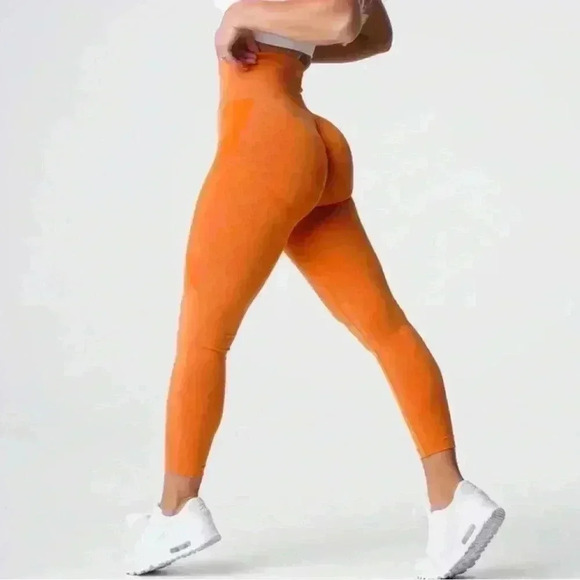 NVGTN Pants - NVGTN Seamless Workout Gym Leggings Womens Medium Orange Athletic Yoga Running